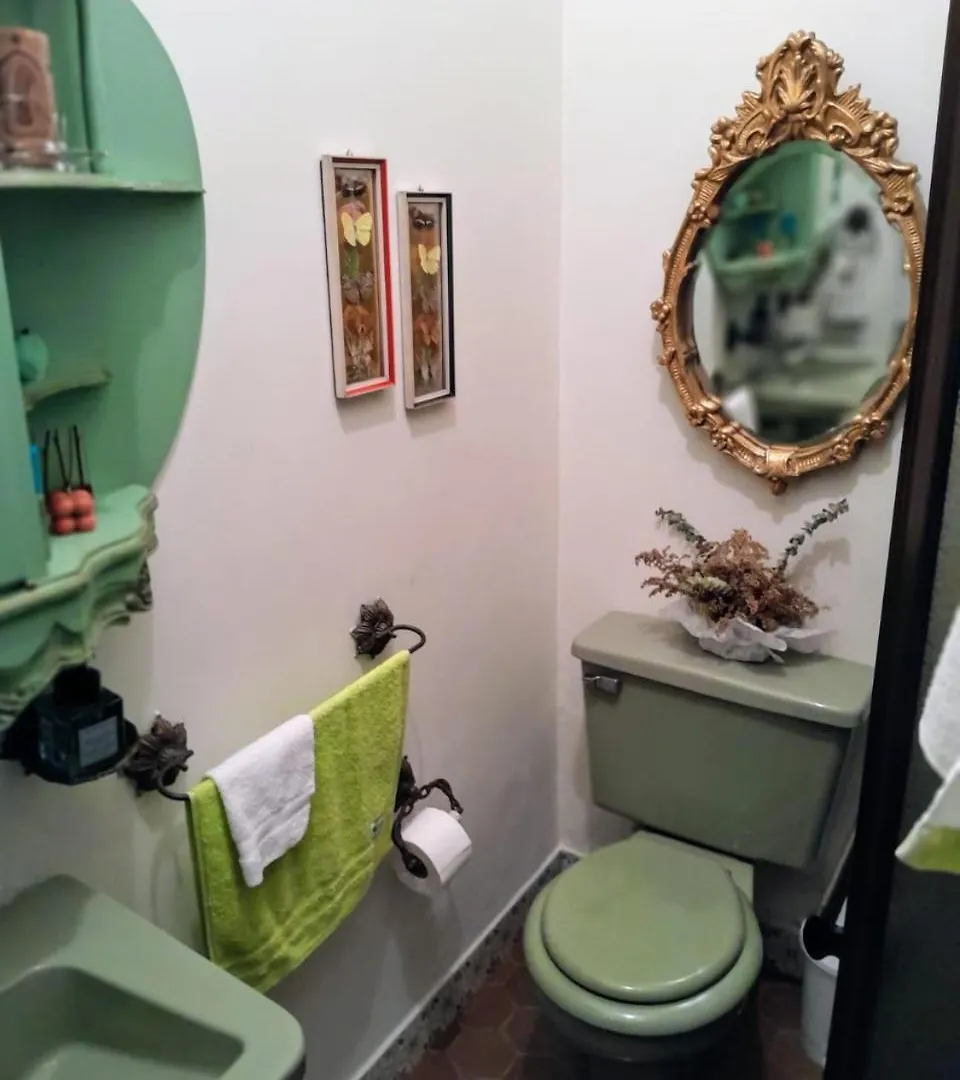Habitacion 4 En Casa Retro Medellin Homestay
