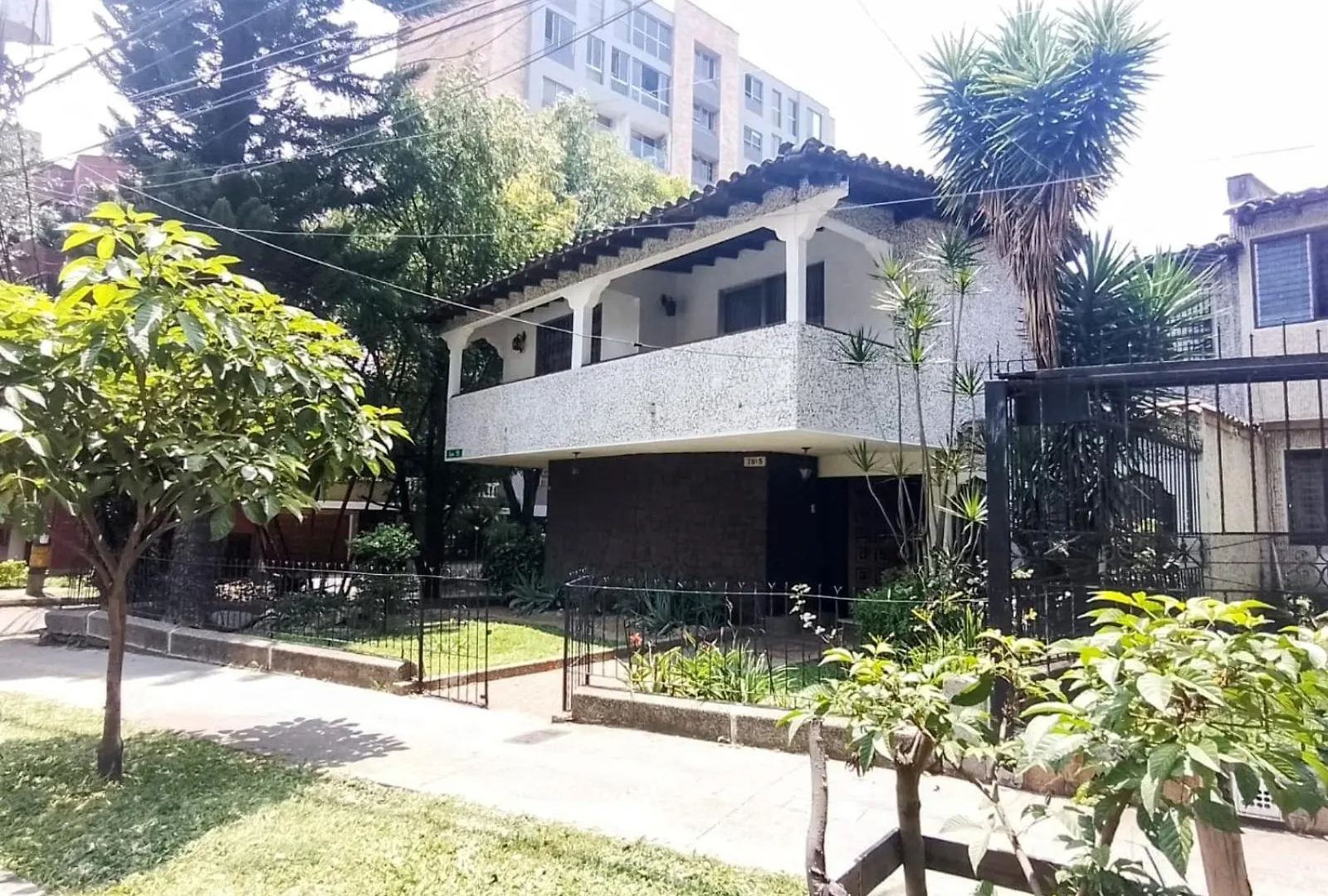 Habitacion 4 En Casa Retro Medellin Homestay